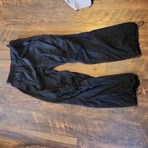 Black drawstring parachute pants size Medium